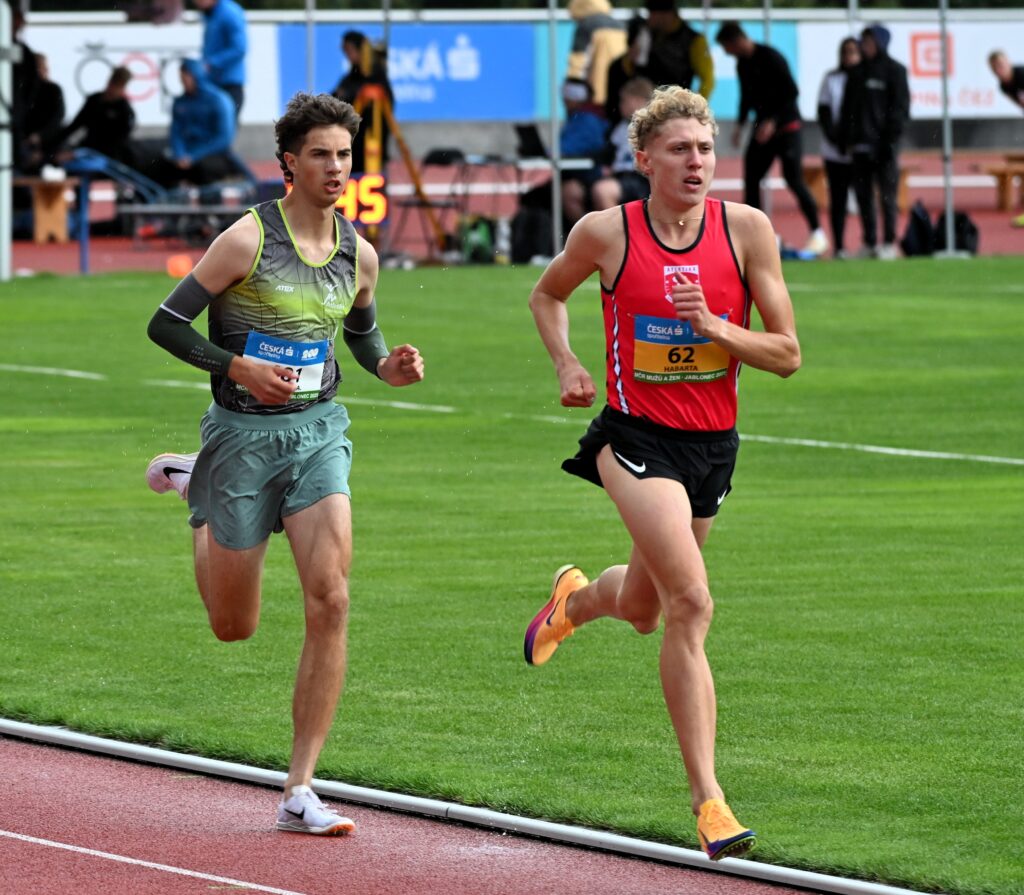 Tomáš Habarta a Adam Červinka, byť se jim na ME jejich kategorií nedařilo podle představ, patří mezi velké naděje na běžeckých tratích